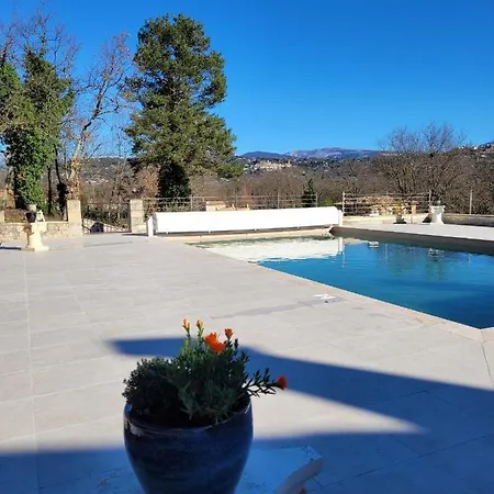 Charmante Avec Grande Piscine Au Calme